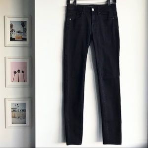 American Eagle Black Low-Rise Skinny Jeans